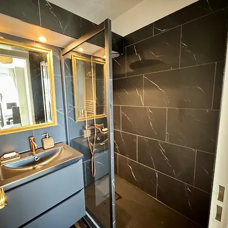 Appartement Terrasse, Piscine, Parking Confort *