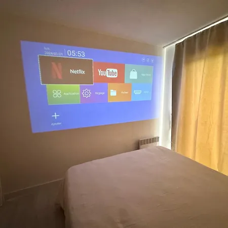 Terrasse, Piscine, Parking Confort Appartement *