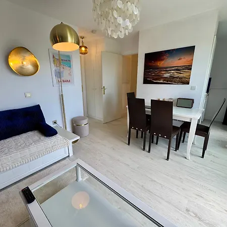 Appartement Terrasse, Piscine, Parking Confort *